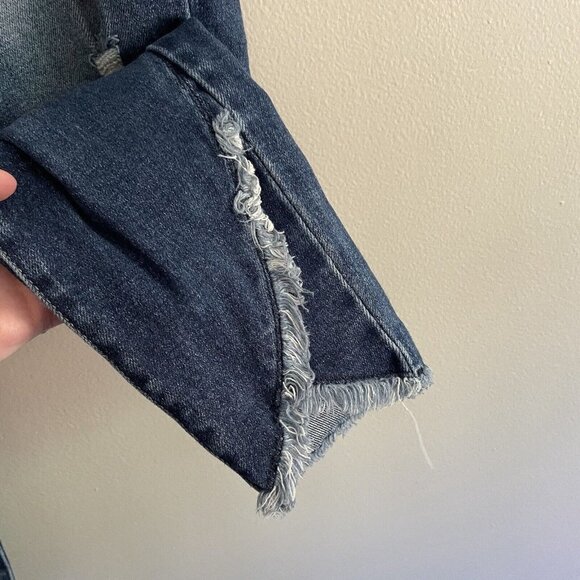 KanCan 28 Distressed Split Frayed Hem Signature Kurvy Ultra High Rise Ankle Jean - Picture 5 of 13